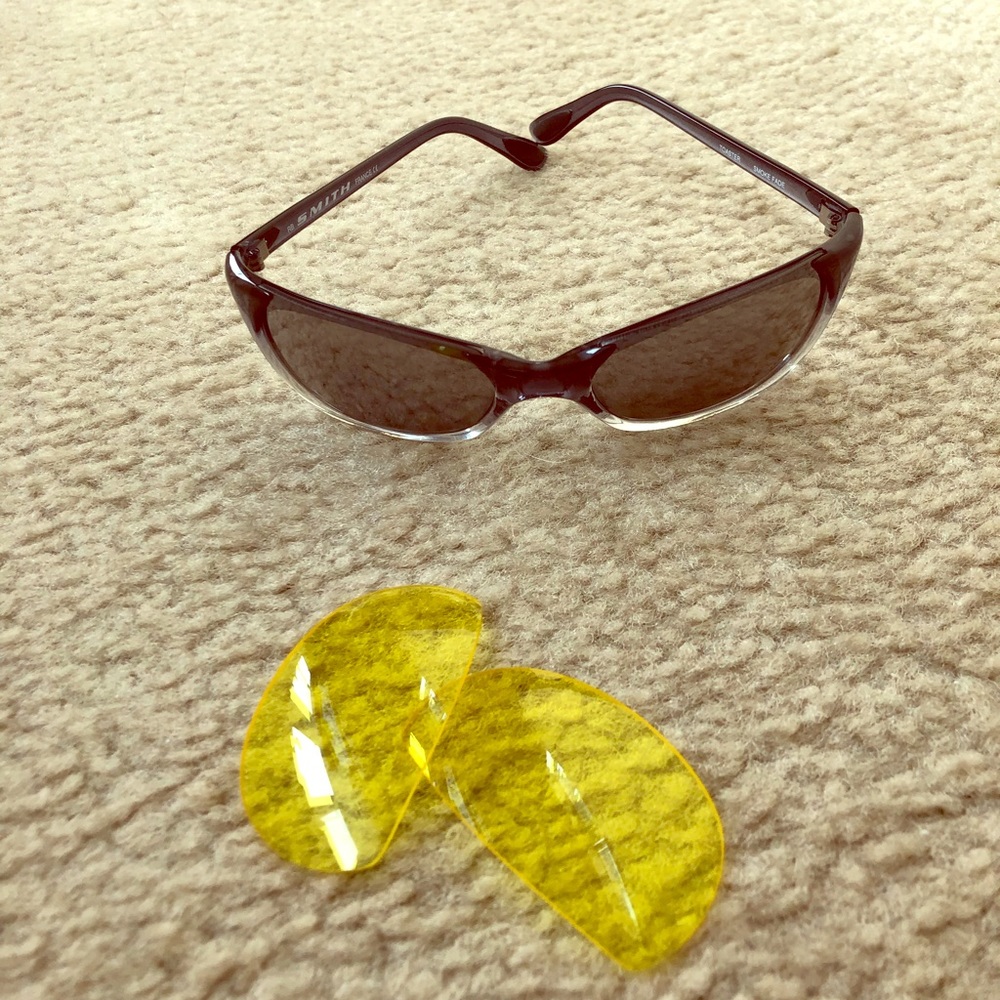 Athletic sunglasses